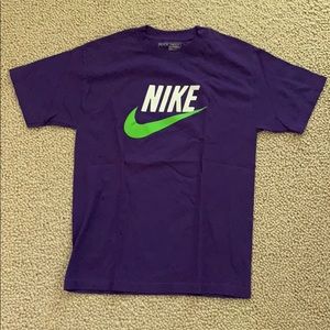 Men’s Nike Logo Short Sleeve Purple & Green Shirt